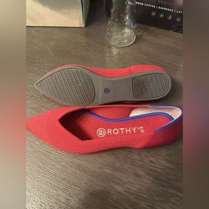 Red Rothy’s “The point”